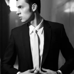 American Crew HEAVY HOLD POMADE -Cliomakeup Shop 2022 heavy hold pomade styling pdp 4 model 1500x2000 1