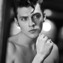 American Crew HEAVY HOLD POMADE -Cliomakeup Shop 2022 heavy hold pomade styling pdp 8 model 1500x2000 1