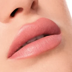 CreamyLove -Cliomakeup Shop cliomakeup creamylove rossetto cremoso lipstick stylo pigmentato semi opaco 01 Rosa Nude detail chiara