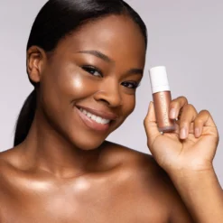 CRISTALLO DI LUCE 22 CRISTALLO DI LUCE -Cliomakeup Shop cliomakeup cristallo di luce illuminante viso liquido 03 bronze marylise