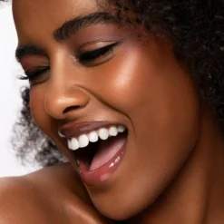 JuicyLove -Cliomakeup Shop cliomakeup juicylove lip gloss glam balm lucida labbra idratante star grace hero