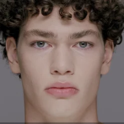 Fondotinta OhMyLove -Cliomakeup Shop cliomakeup ohmylove fondotinta fluido liquido lunga tenuta leggero coprente 2.5 mod1 after