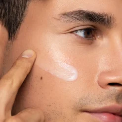 Siero Viso M.A.B.B. -Cliomakeup Shop cliomakeup siero viso idratante levigante pro age mabb acido ialuronico andrea detail