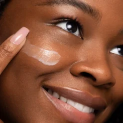 Siero Viso M.A.B.B. -Cliomakeup Shop cliomakeup siero viso idratante levigante pro age mabb acido ialuronico marilyse detail