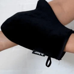 I Don't Want Tan On My Hands... 8 I Don't Want Tan On My Hands... -Cliomakeup Shop mitt